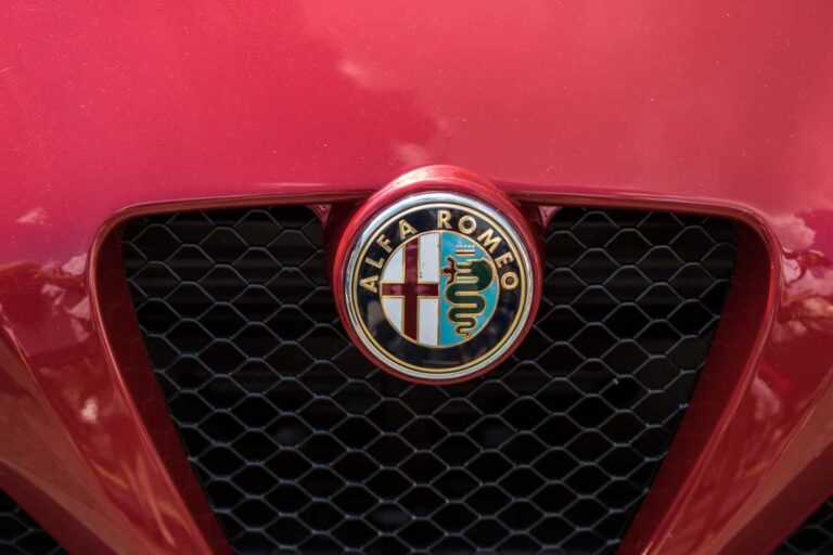 L'Alfa Romeo più iconica di sempre diventa salto nel futuro: grazie a questi dettagli artigianali è già l'oggetto del desiderio di tutti
